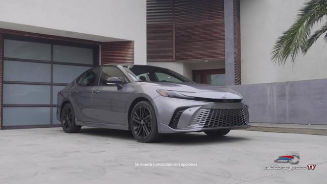 El totalmente nuevo Camry: exterior deportivo y apasionante