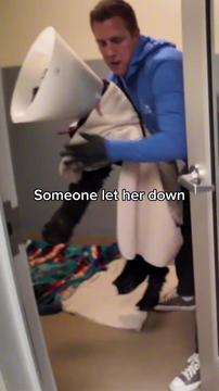 Watch the moment I realize I have to take her / Part 3