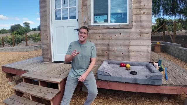 Valentina Comes to Flip's Farm 