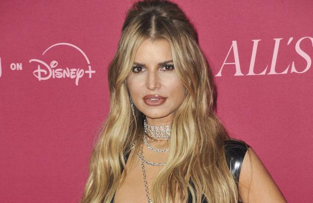 Jessica Simpson claimed Columbia Records wanted her to shed weight