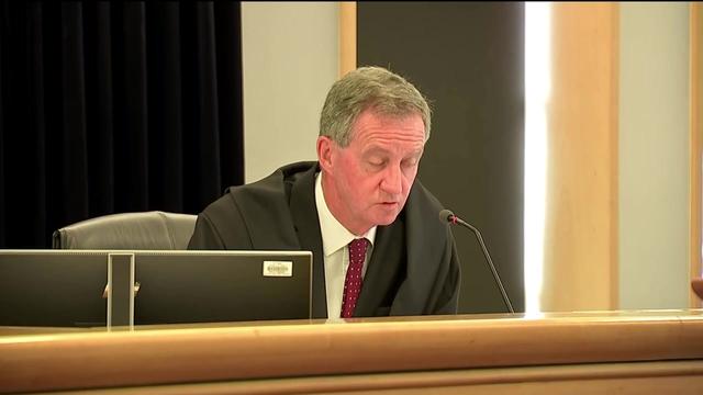 To je storila otrokoma. Obsojena na dosmrtni zapor.