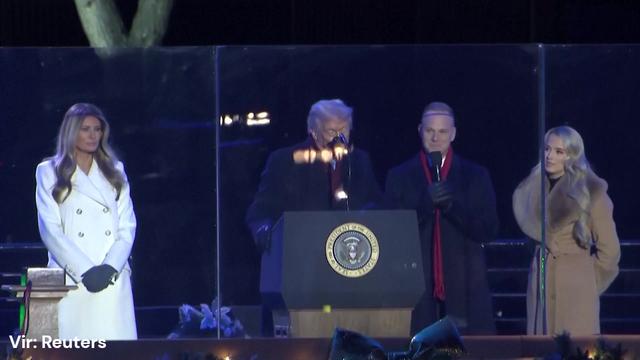 Melania Trump prižgala luči na božičnem drevesu