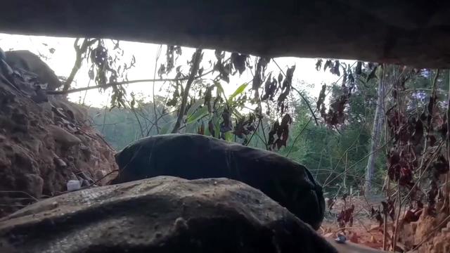 Tajska z zračnimi napadi na Kambodžo