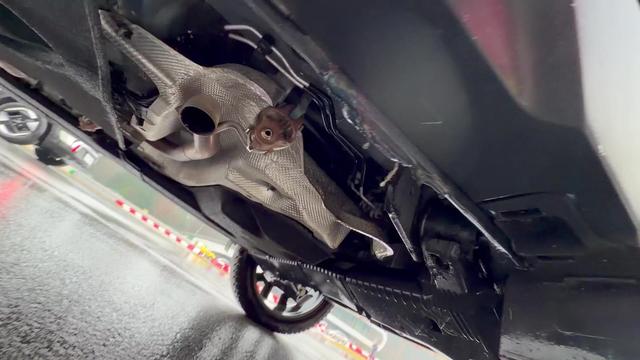 Pa kje je izpušna cev? Tako dobro so jo skrili pri znani znamki.