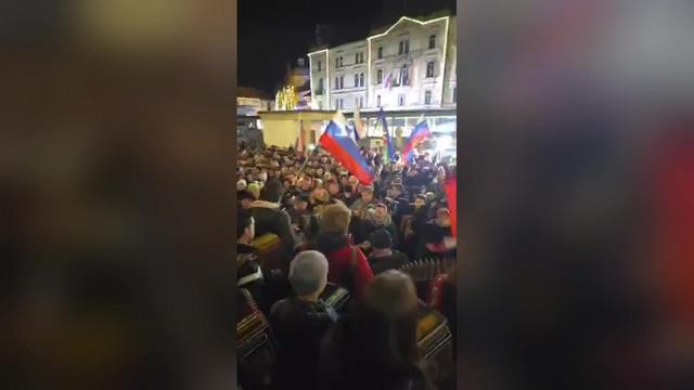 V središču Ljubljane shod harmonikarjev – v podporo slovenski glasbi #foto