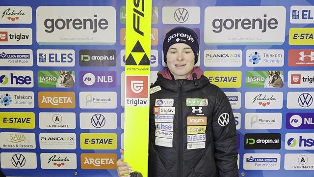 Izjemna Nika Prevc do rekorda in zmage, sledilo neprijetno presenečenje