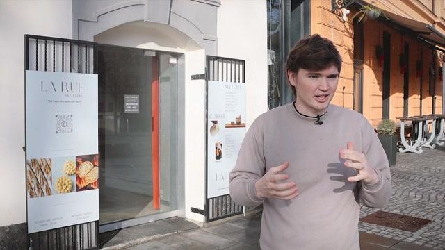 Življenje mu ni prizaneslo, a danes ima 26-letnik dve slaščičarni #foto