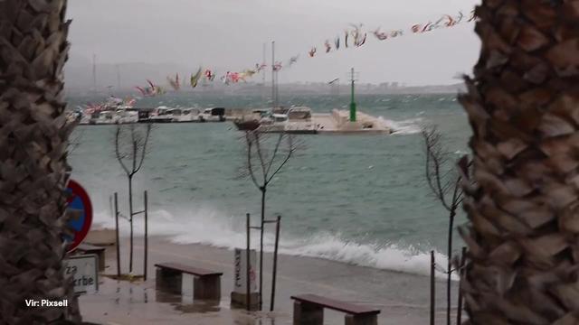 Dalmacija z eno najhujših plim v zadnjem desetletju #foto