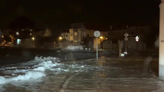 Drama na Hrvaškem: Dalmacija pod vodo, otoki odrezani od celine