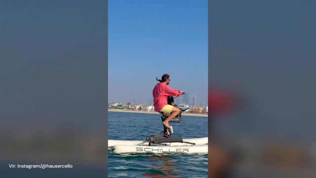 Priljubljeni glasbenik navdušil s posebnim talentom