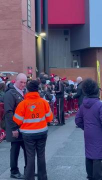 Nore scene v Manchestru, kaj vse je počel Benjamin Šeško po tekmi!