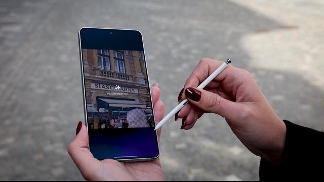 Samsung Galaxy S26 Ultra: vrhunski telefon, ki z vsako uporabo razkrije še več prijaznih dobrot