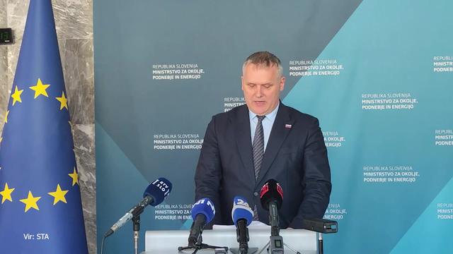 Kumer: Posledice z Bližnjega vzhoda že čutimo tudi v Sloveniji