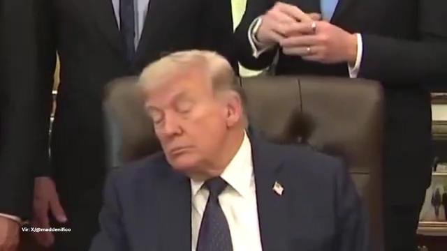 Posmehoval se je Bidnu, zdaj se mu dogaja enako. Bela hiša: Počiva in pozorno posluša.