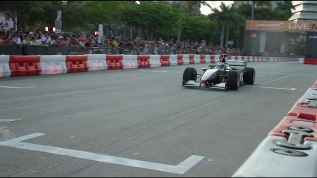 Nostalgikom formule 1 se bodo orosile oči