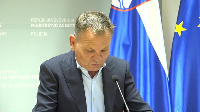 Po napadih na policiste: to predlaga minister Matoz