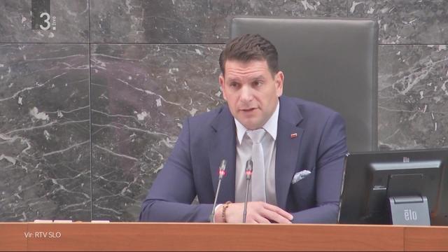 Stevanović pozval poslance: Ne uničujte inventarja DZ