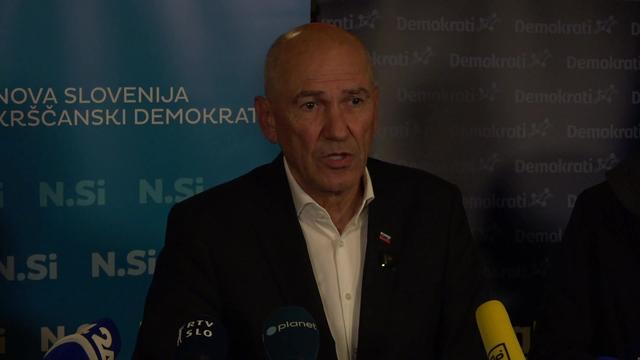 Janša napovedal, kaj sledi po referendumih
