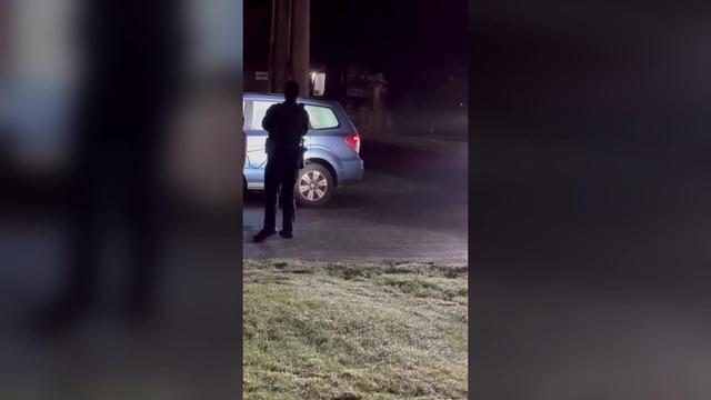 Medved si je privoščil avtomobil: ko so ga rešili, je sledil šok