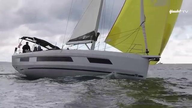 Dufour 44 - bulliger Tourer mit enorm viel Raum... und einem guten Schuss Sportlichkeit!
