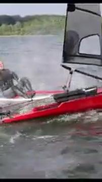 Action im Segelkanu #sailing #internationalcanoe #icsailing