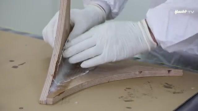 Epoxy-Guide #2: Hohlkehlen ziehen und laminieren