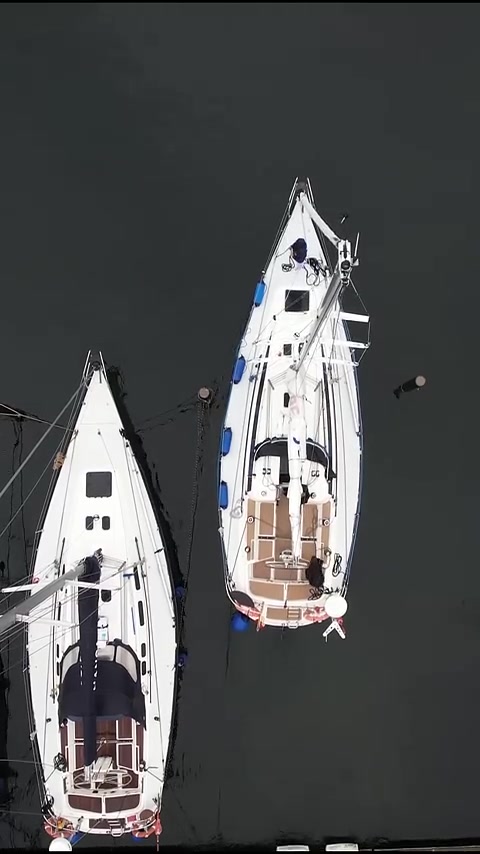 Ablegen mit der Spring - Hafenmanöver ohne Stress!  #sailing #mooring