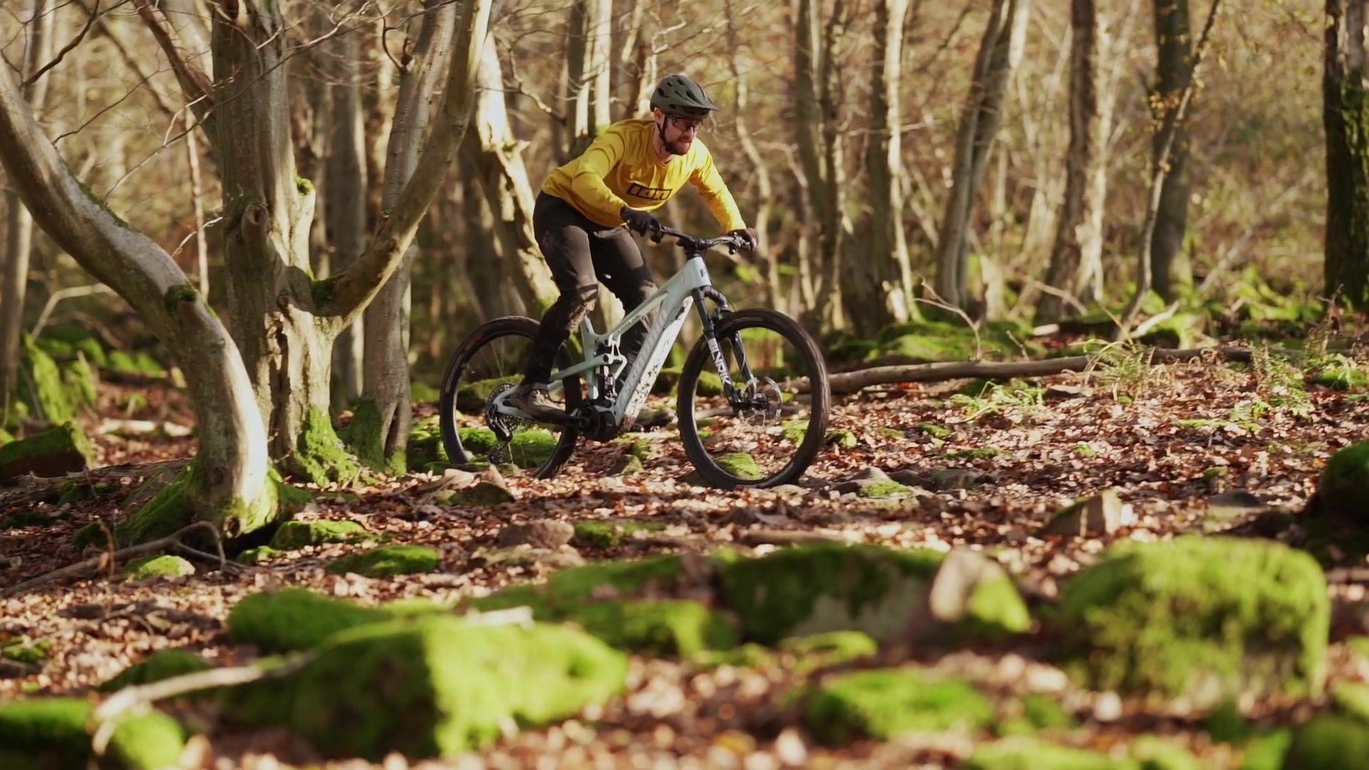Propain Sresh CF im Test - Das beste E-Bike für Trail-Fans?