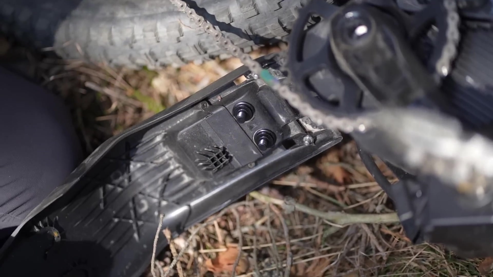 900 Wattstunden, 23 Kilo! Das neue Canyon Spectral:On CFR im EMTB-Check