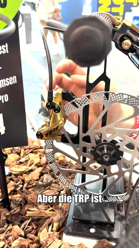In unserem Test von Heavy Duty Bremsen ließ sie die Konkurrenz hinter sich: Die Evo Pro von TRP! 