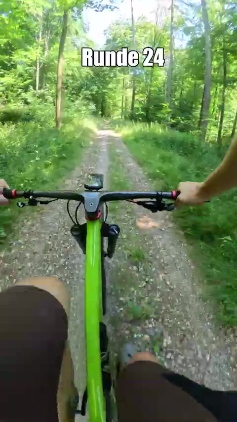 POV: Du versuchst das erste Everesting der Welt auf einem 32-Zoll-Mountainbike 