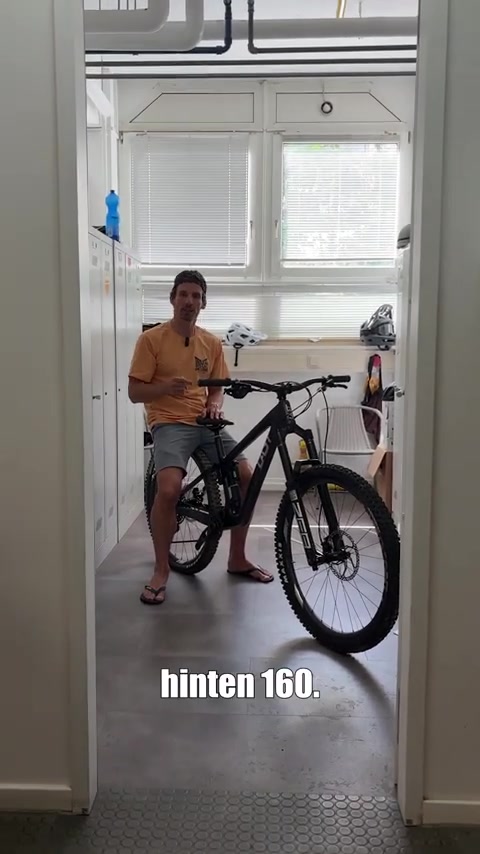Das Last Tarvo soll den leichtesten Serien-Enduro-Rahmen der Welt besitzen 