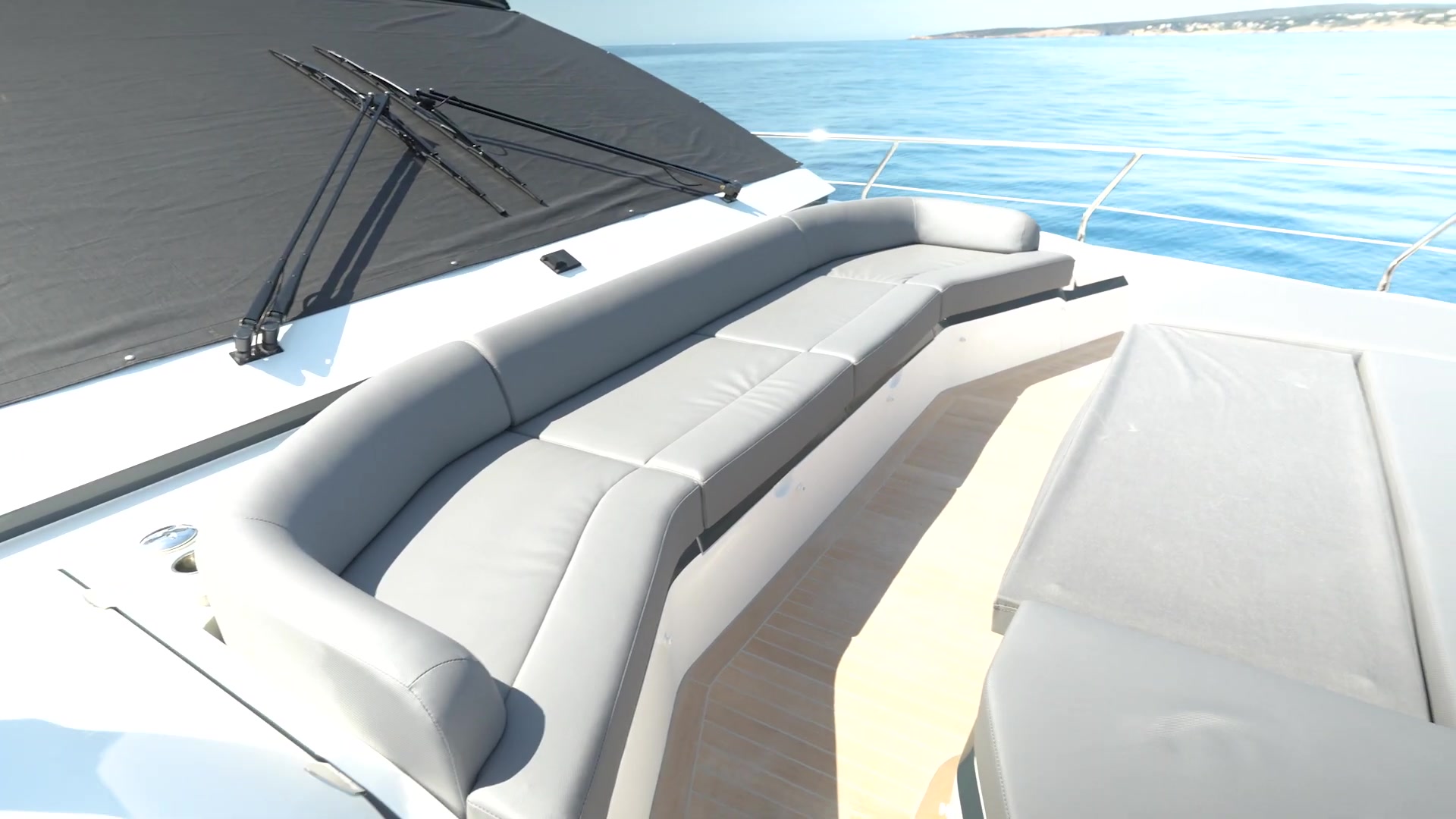 BOOTE TV - PEARL 72 - Diese Yacht kommt nie aus der Mode
