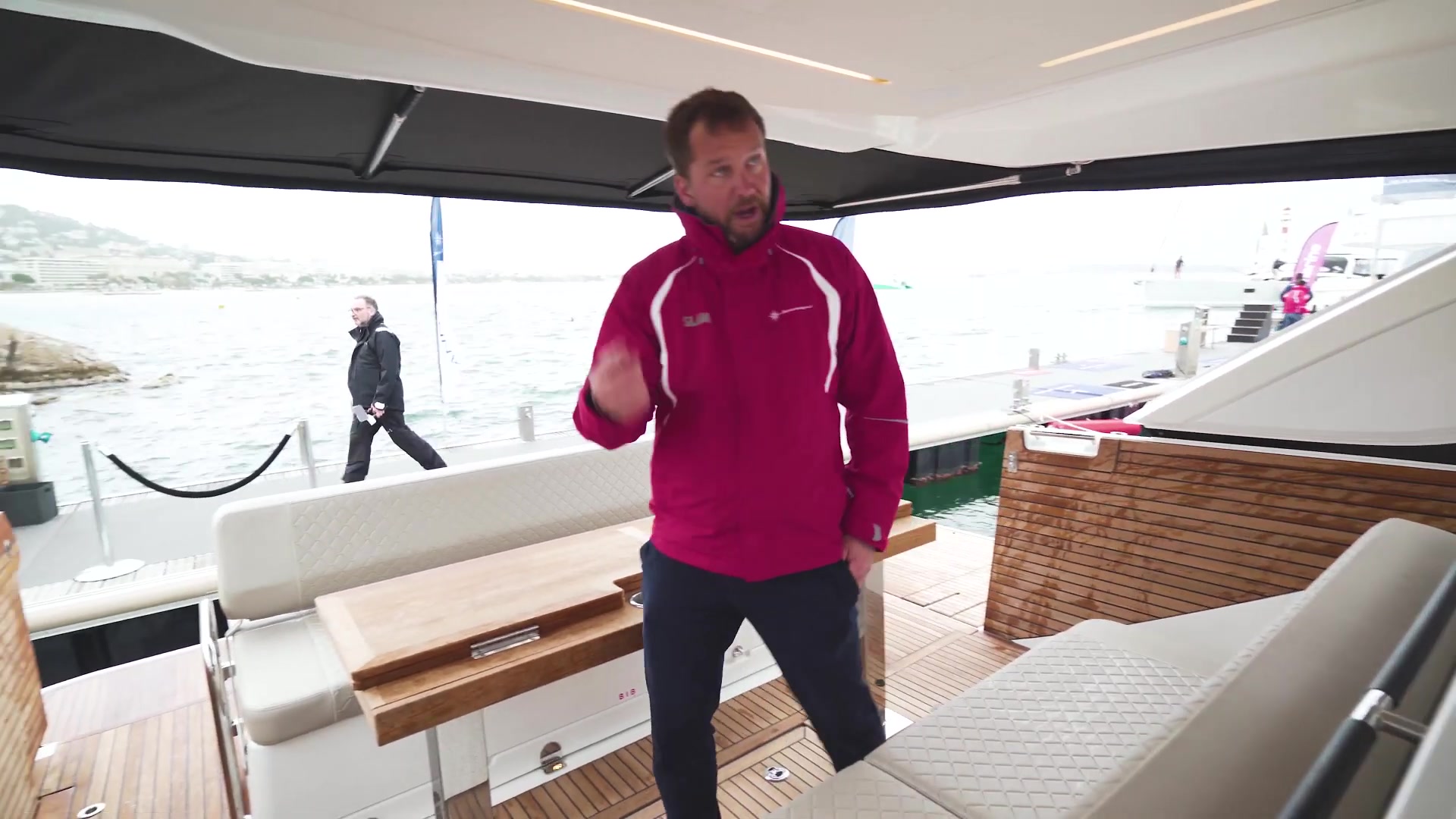 An Board: JEANNEAU DB 43 - Premium-Dayboat?!
