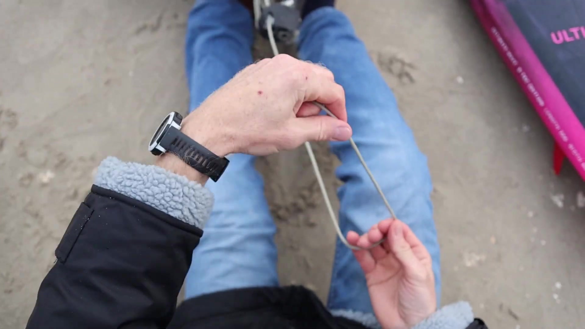 Lifehack: Die magische Schlaufe - so baust du dir eine Trimmhilfe zum Segel trimmen