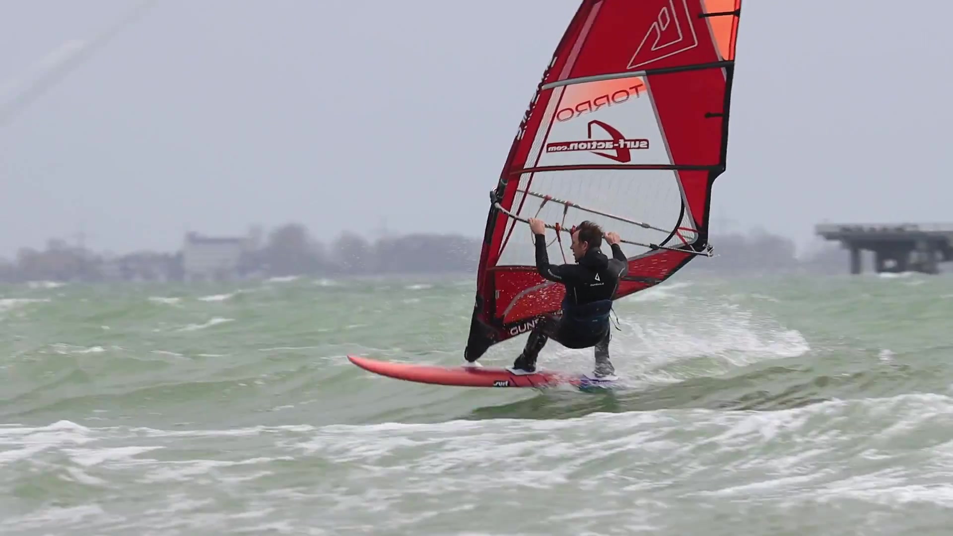 Spinloop - so lernst du den Königsmove beim Windsurfen