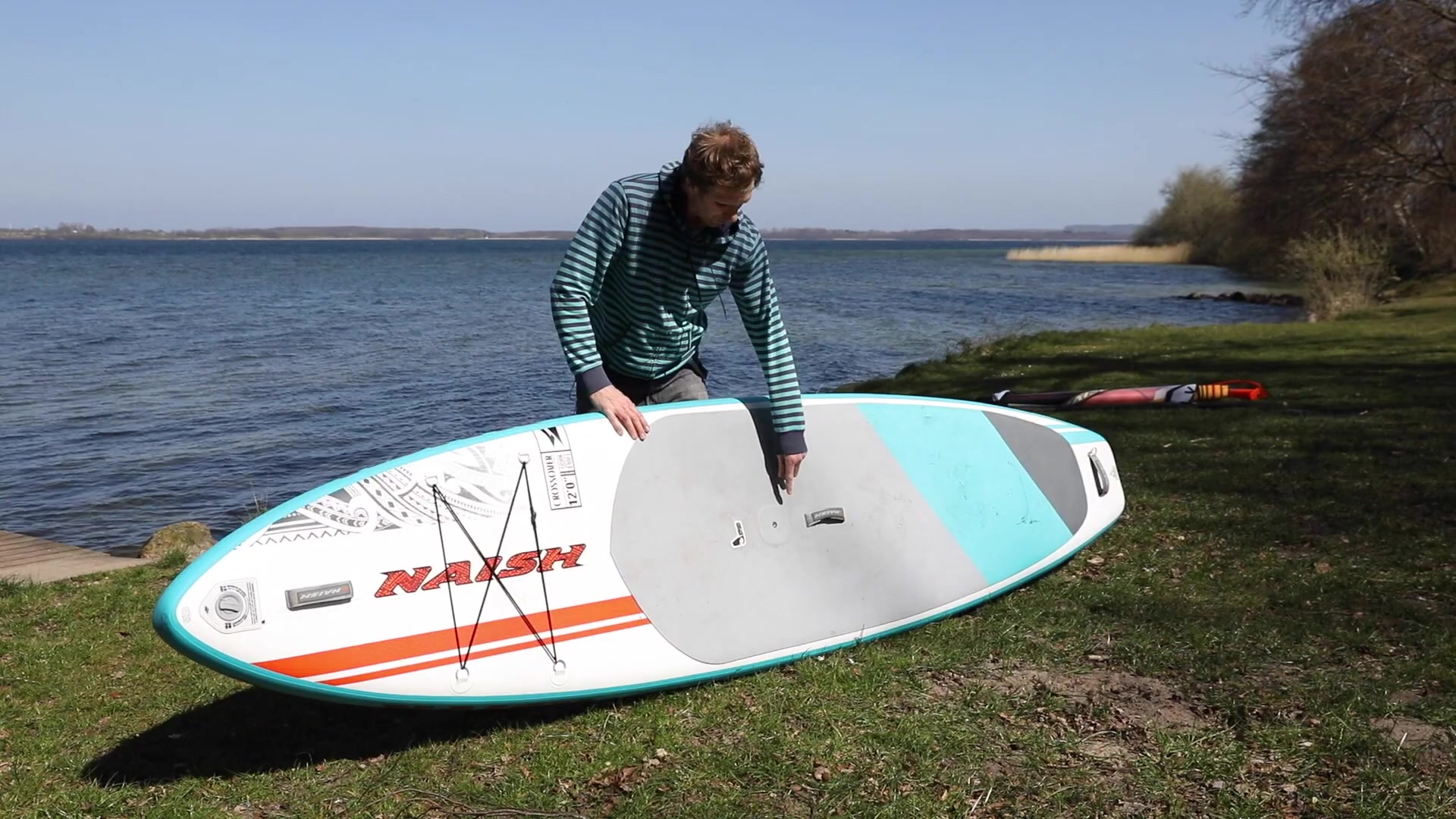 So findest du das perfekte Kombi-Brett zum SUPen und Windsurfen