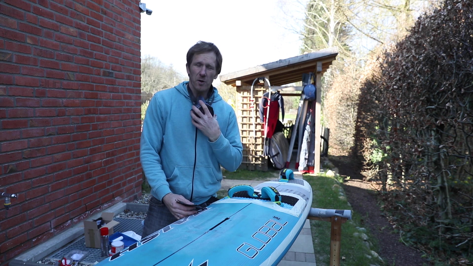 Standlack bei Windsurfboards ausbessern – so wird's gemacht