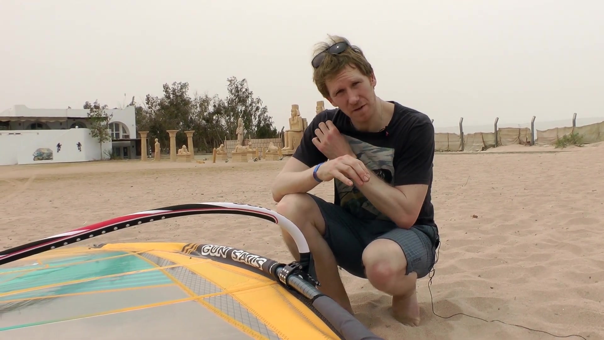 surf-Tutorial: Windsurf-Segel trimmen und tunen