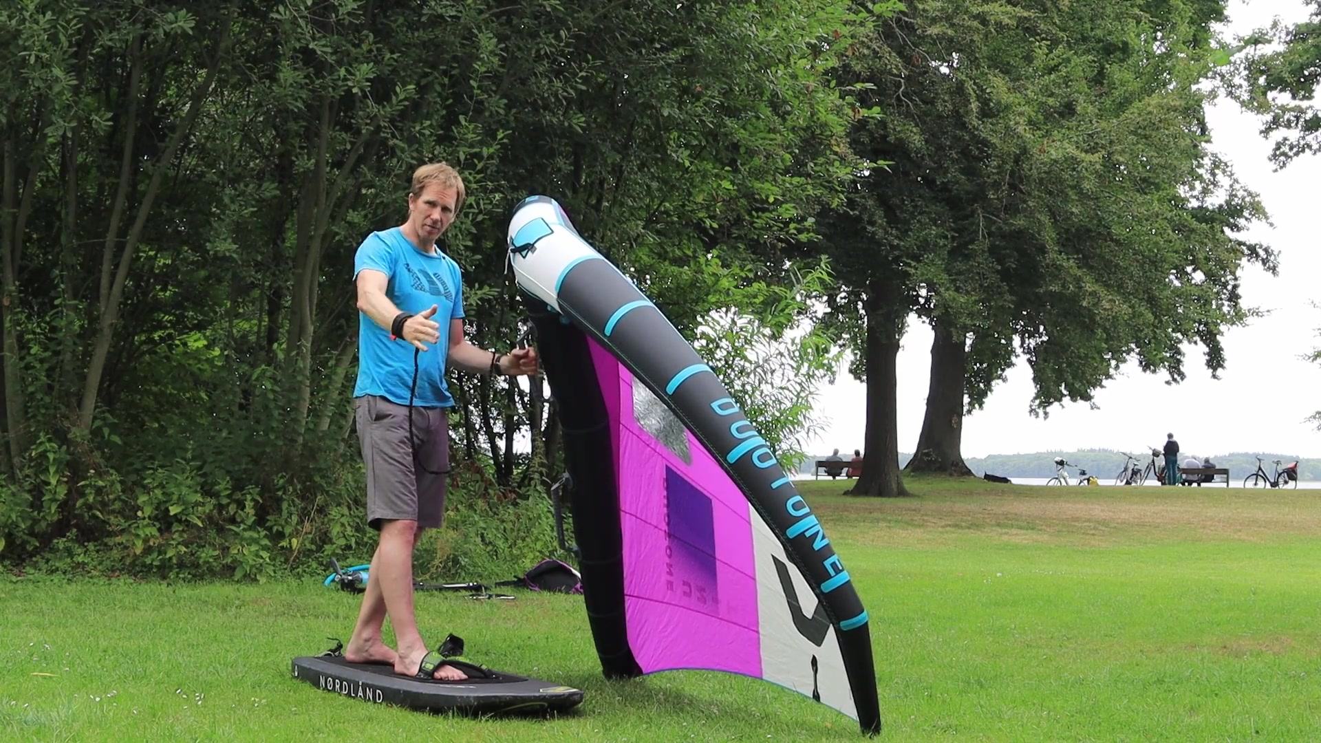 Die Duckjibe beim Wingfoilen - Tipps, Technik & typische Fehler