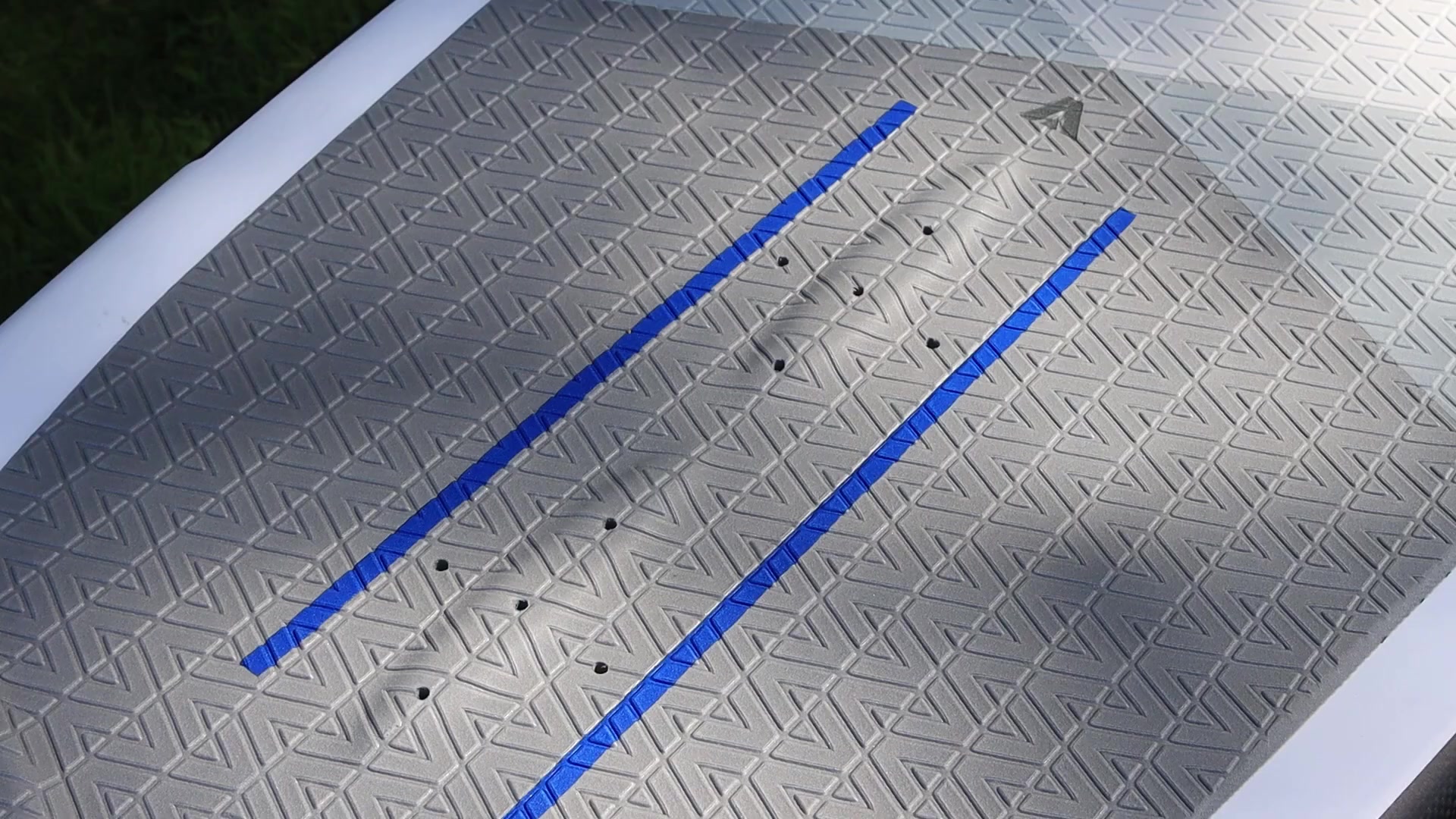 Das Armstrong Midlength Wingfoilboard im Test
