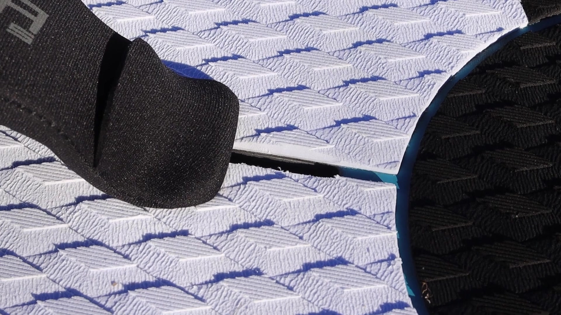 3,9 Kilo! Das Airinside Superfly Wingboard im Test
